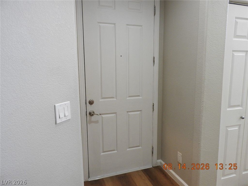 8416 VIANSA LOMA Avenue — photo 3