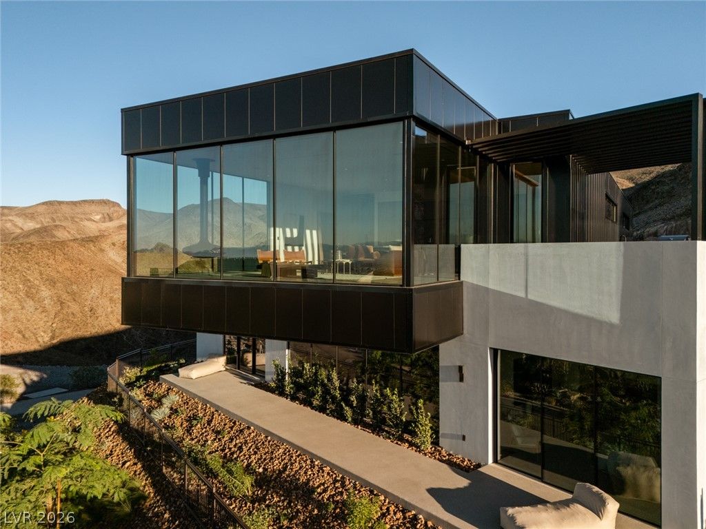 11 Chisel Crest Court — photo 3