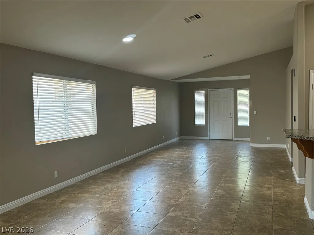 5837 Springmist Street — photo 4