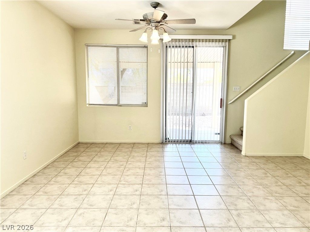 10729 PIPERS COVE Lane 0 — photo 4