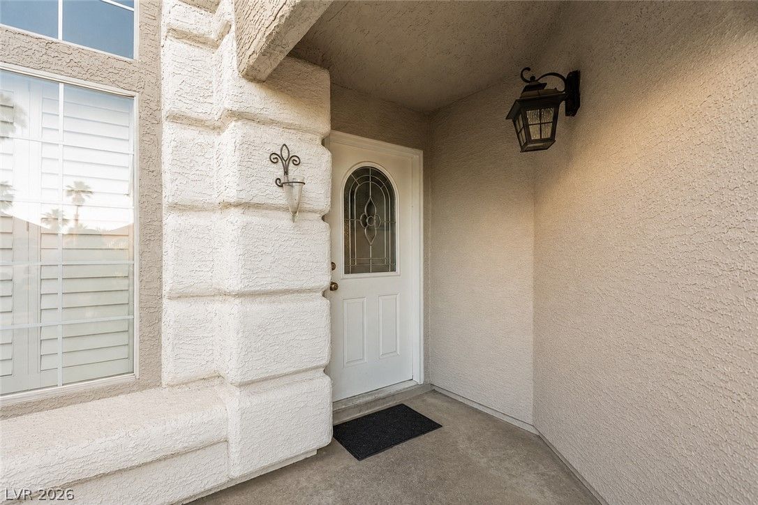 5024 Silhouette Avenue — photo 3 of 21