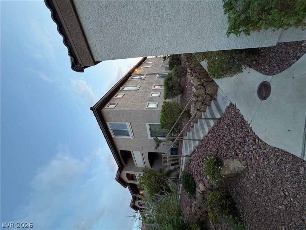 2305 West HORIZON RIDGE Parkway 1814 — photo 4