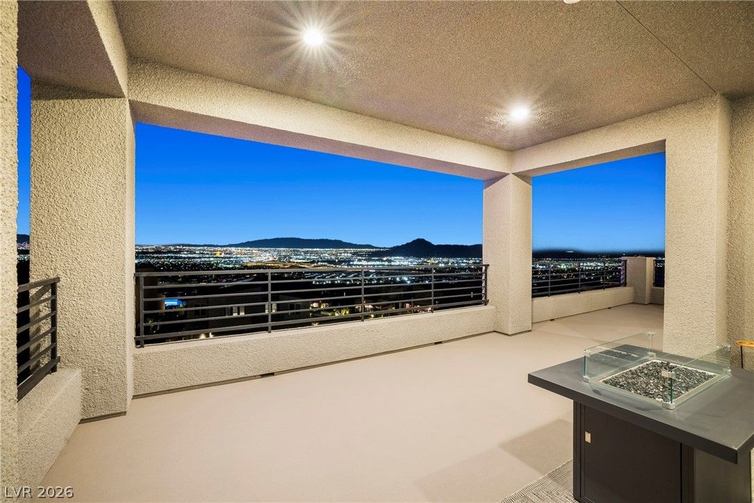 526 Faucon Court — photo 3