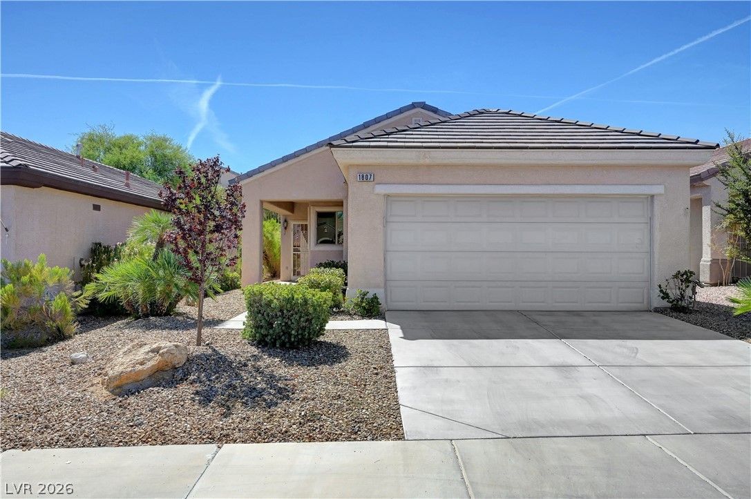 1807 Eagle Mesa Avenue — photo 2