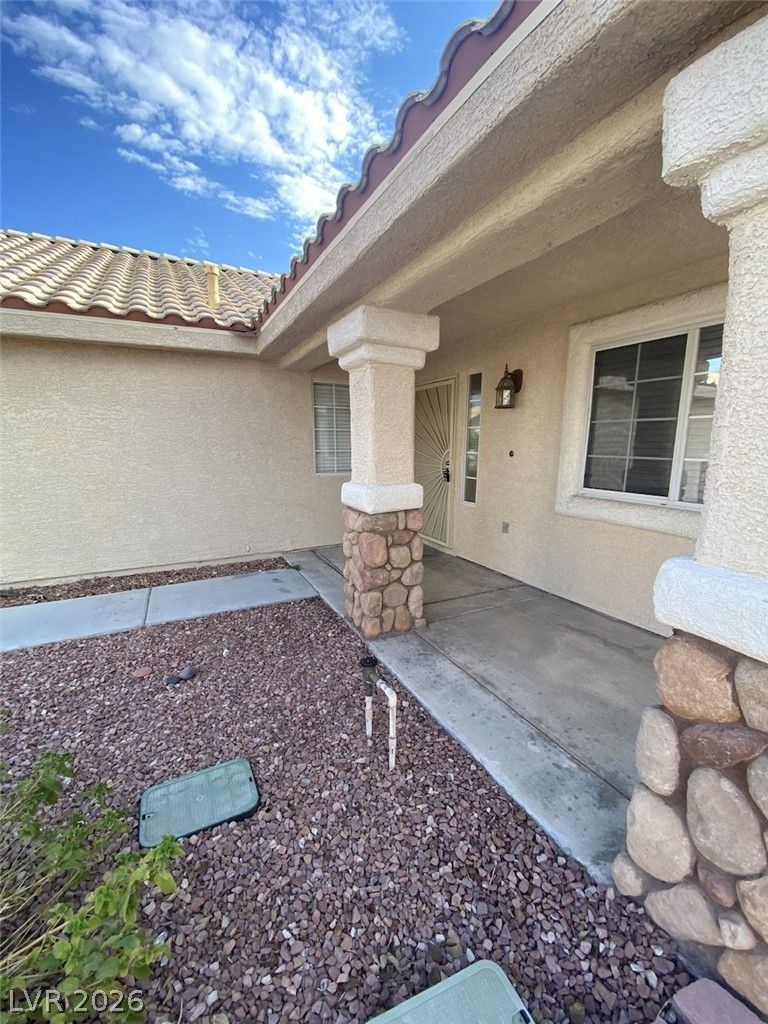 3640 Yorba Linda Drive — photo 4 of 35