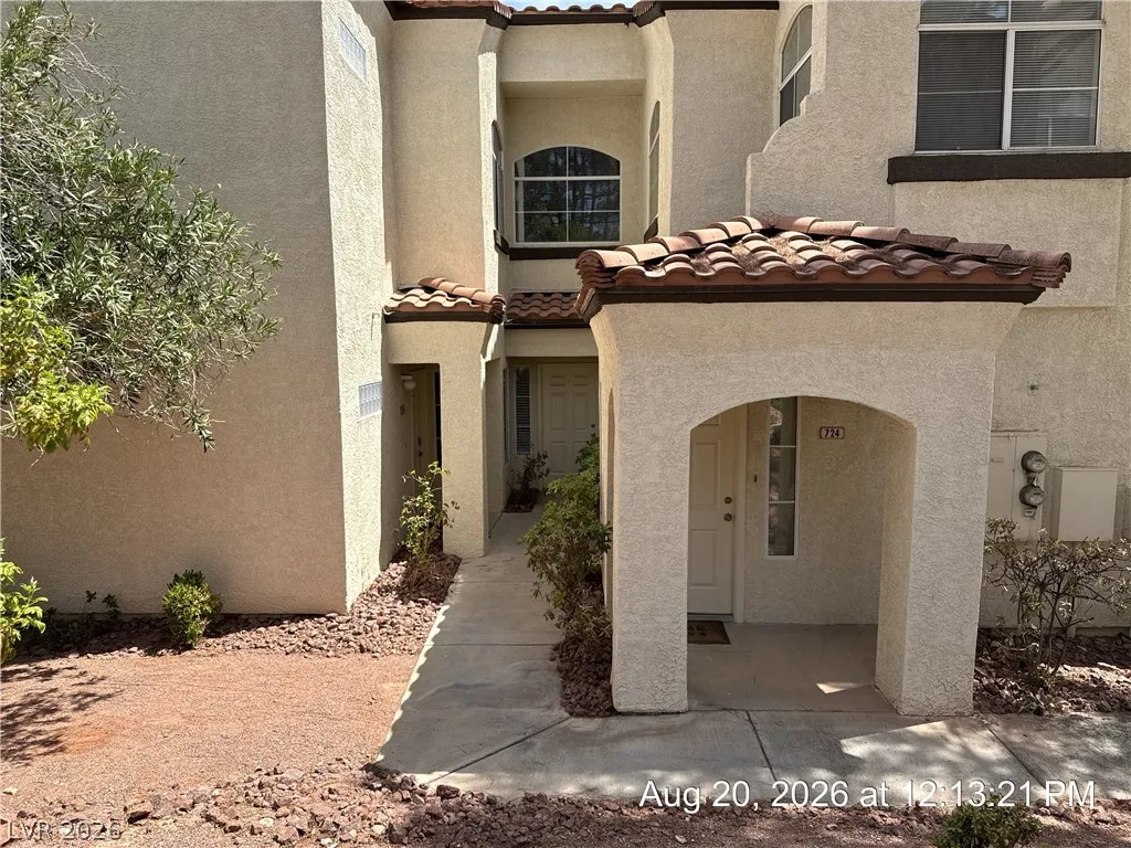 2975 Bluegrass Lane 721 — photo 2