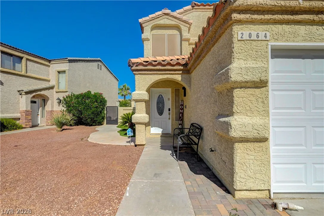 2064 Waverly Circle — photo 5