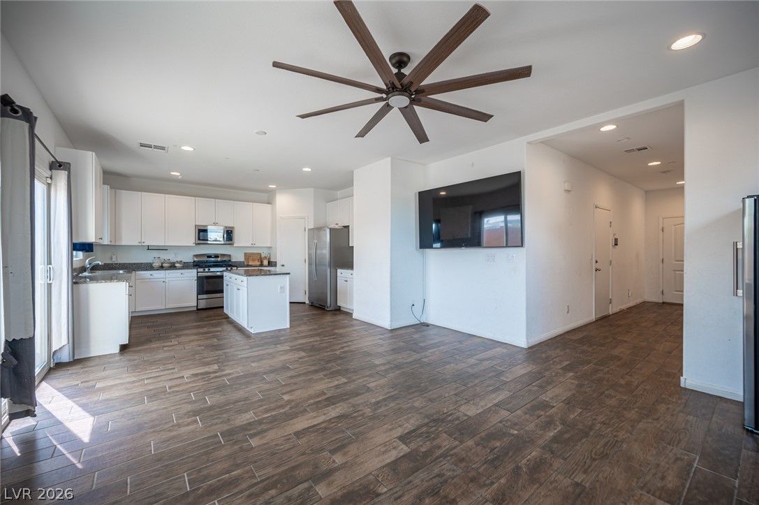 6030 Forest Archer Place — photo 3