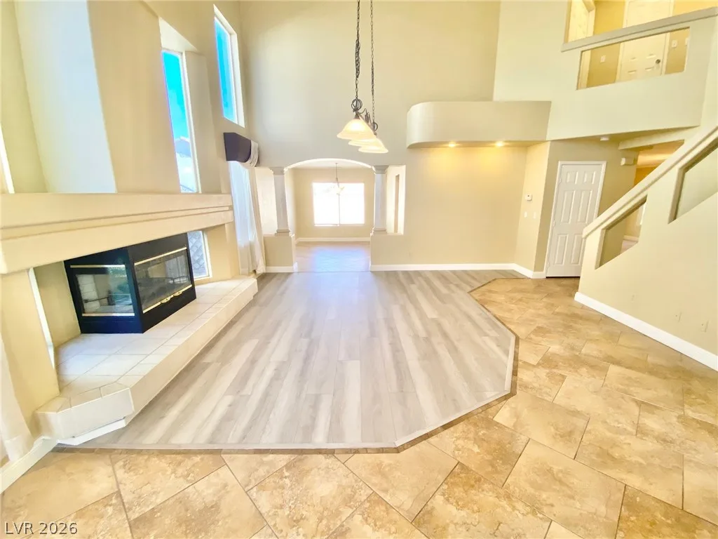 8482 Canvas Vest Court — photo 4