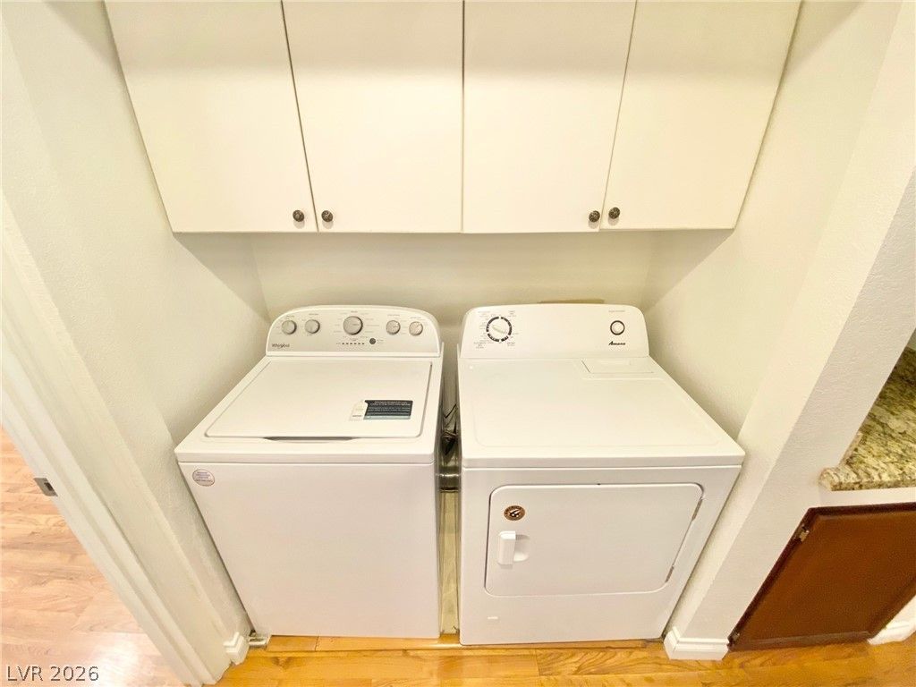 5415 West Harmon Avenue 1037 — photo 5 of 17