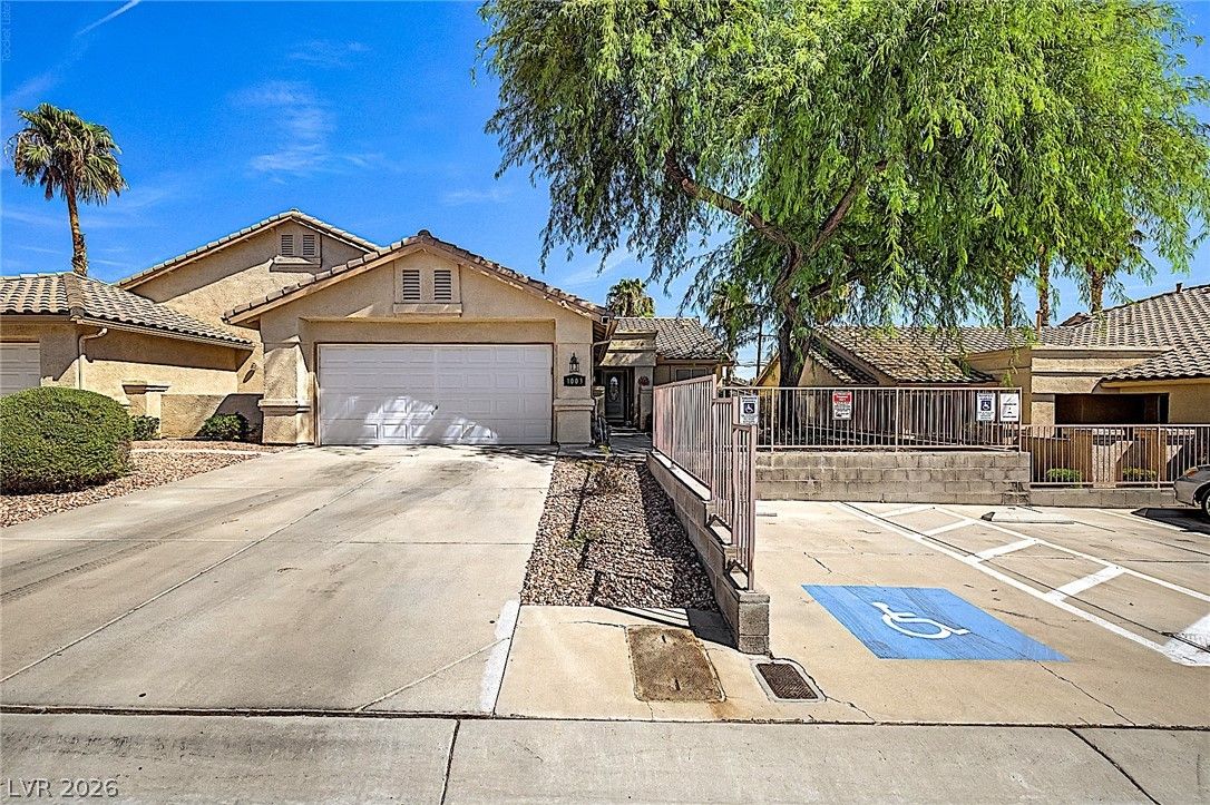 2035 East Warm Springs Road 1003 — photo 4