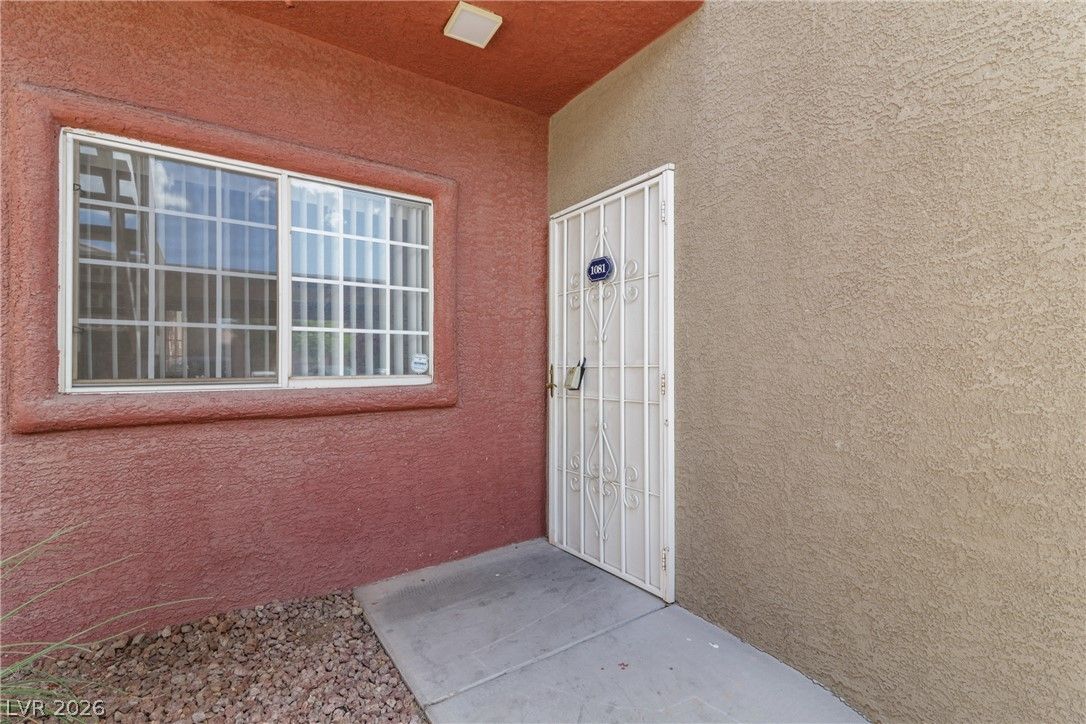 4730 East Craig Road 1081 — photo 5