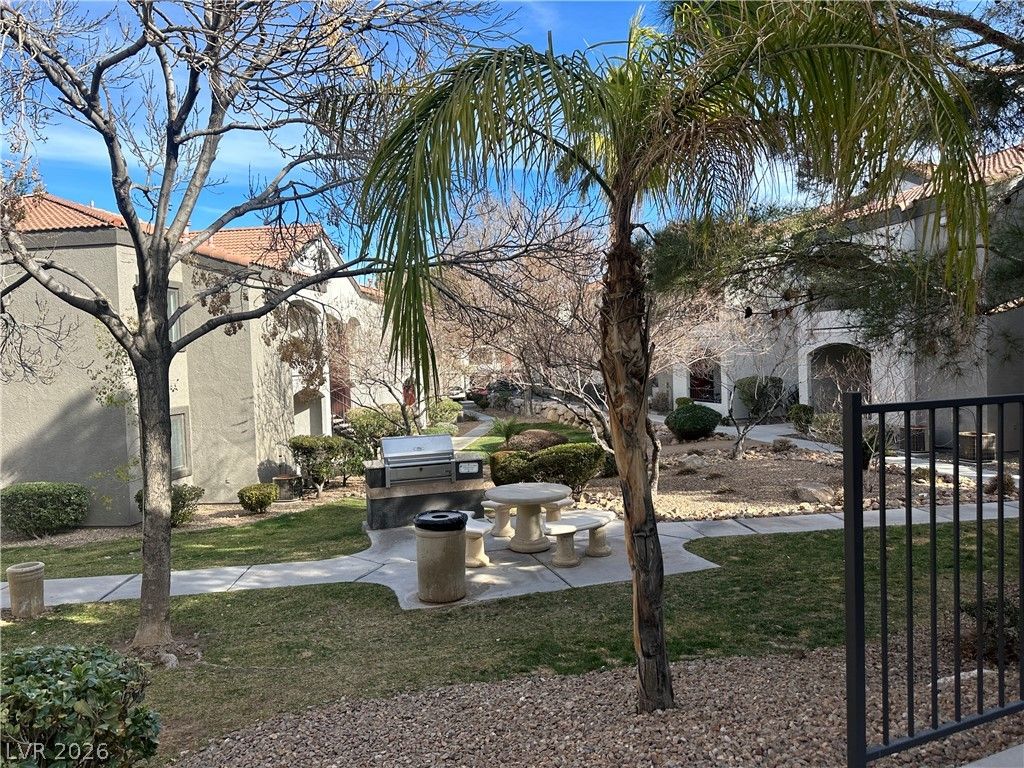 950 SEVEN HILLS Drive 1321 — photo 2