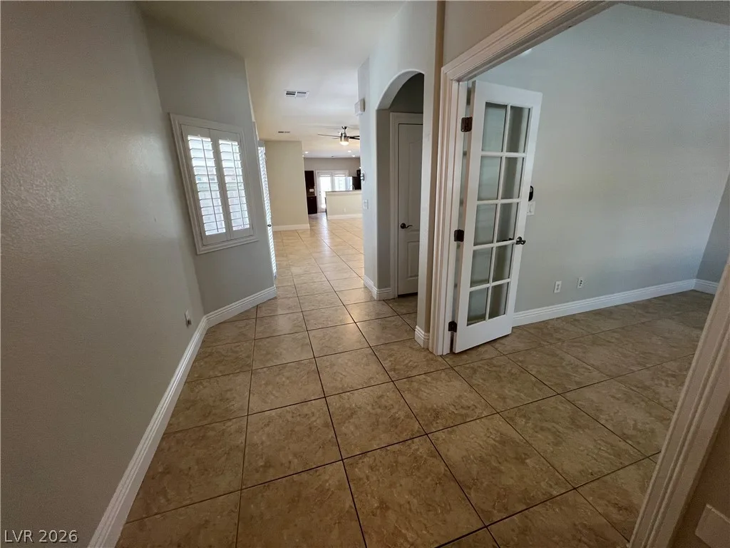 9460 Glendora Valley Street — photo 3