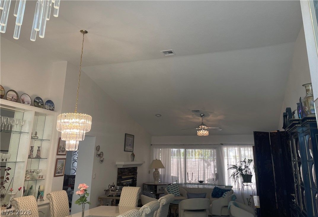 2833 Sungold Drive — photo 5 of 29