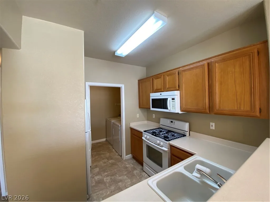 7111 South Durango Drive 213 — photo 3