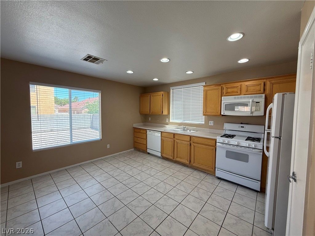 8816 Pine Pitch Drive — photo 5 of 19