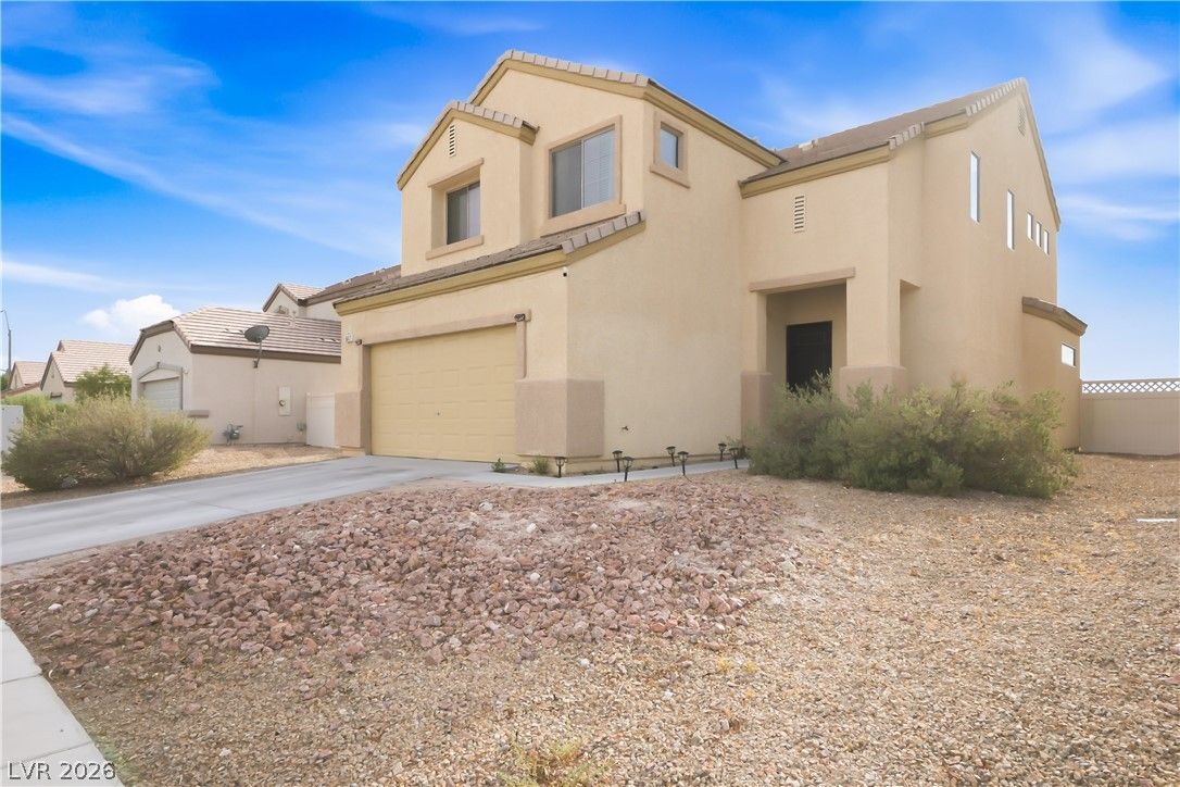 5617 Midnight Breeze Street — photo 2