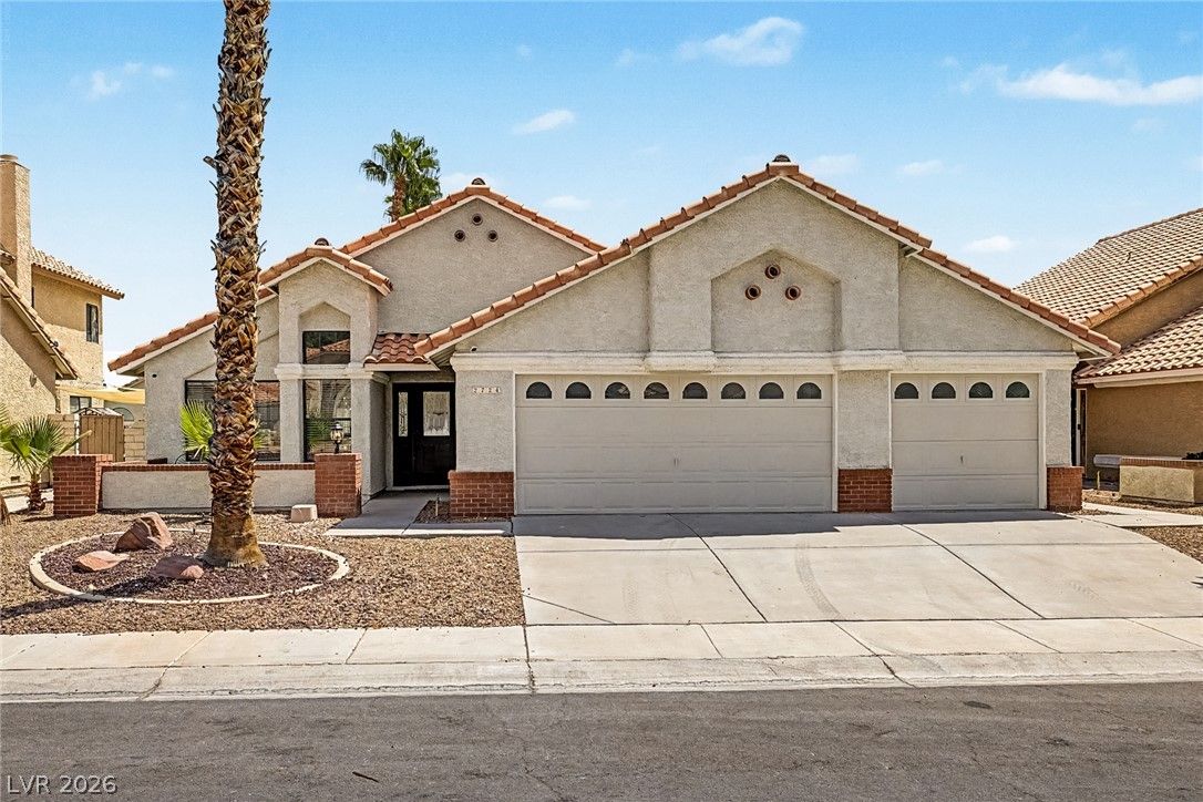 2724 Tidewater Court — photo 1