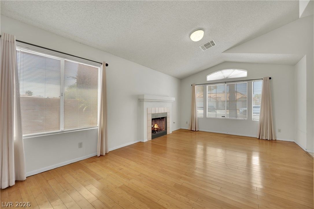 5132 El Nino Lane — photo 3 of 29