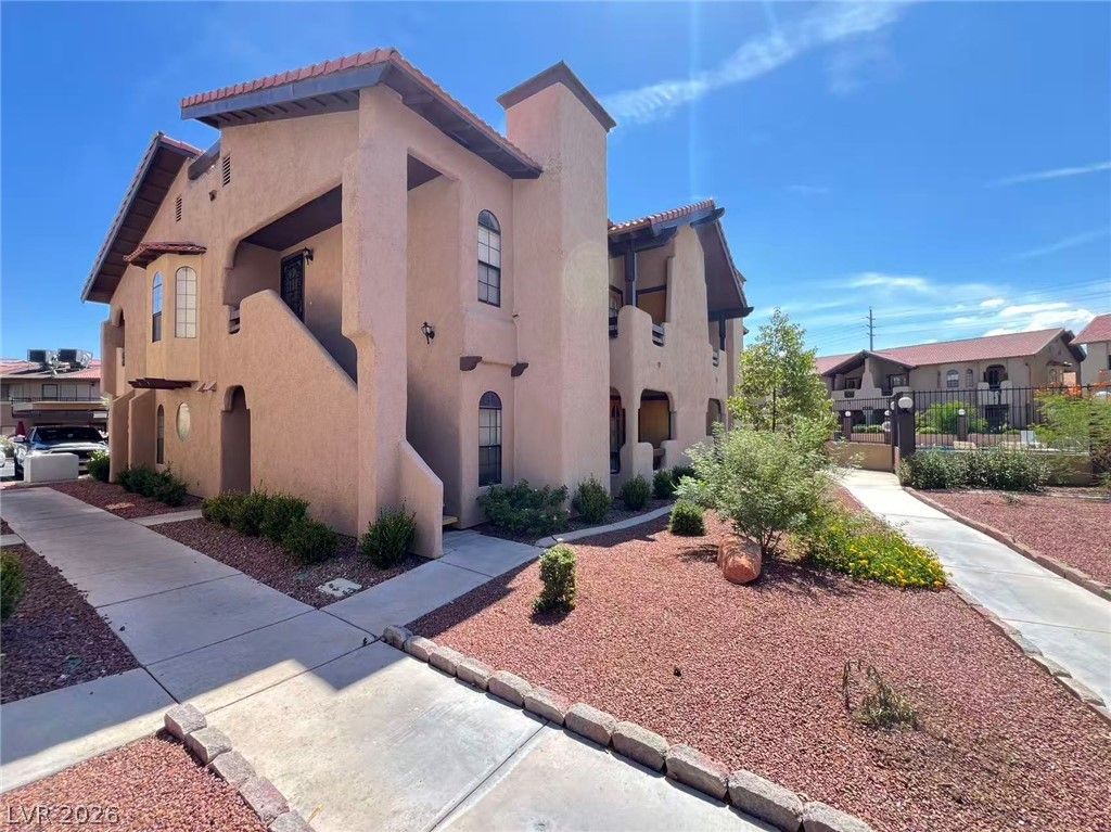 4069 Nook Way B — photo 3