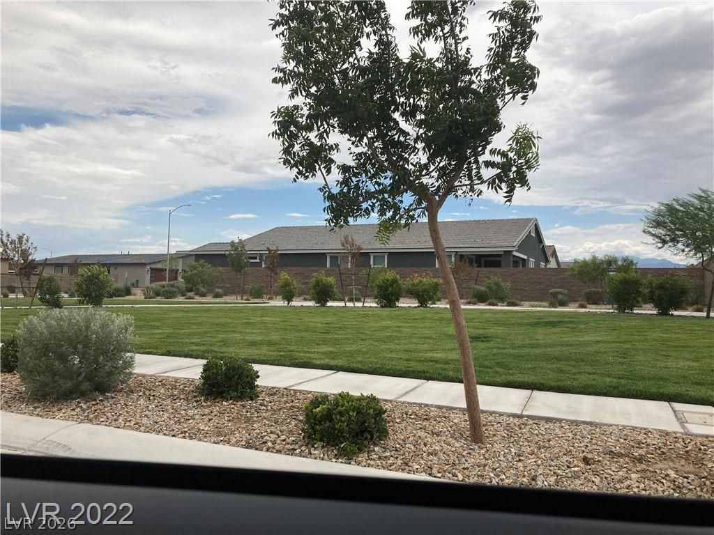 7914 Pearly Court — photo 2 of 32