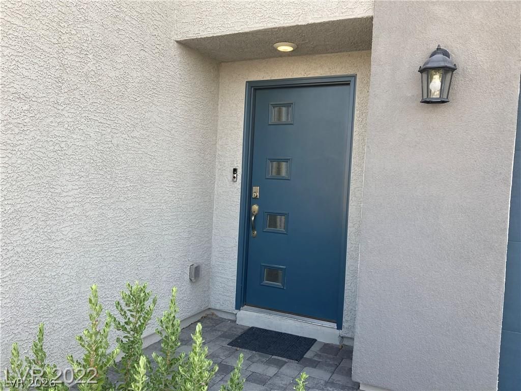7914 Pearly Court — photo 5 of 32