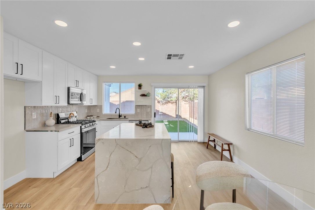 5822 Count Fleet Street — photo 5