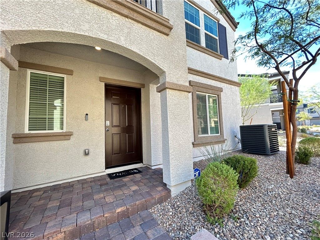 661 Foam Flower Lane — photo 2 of 21