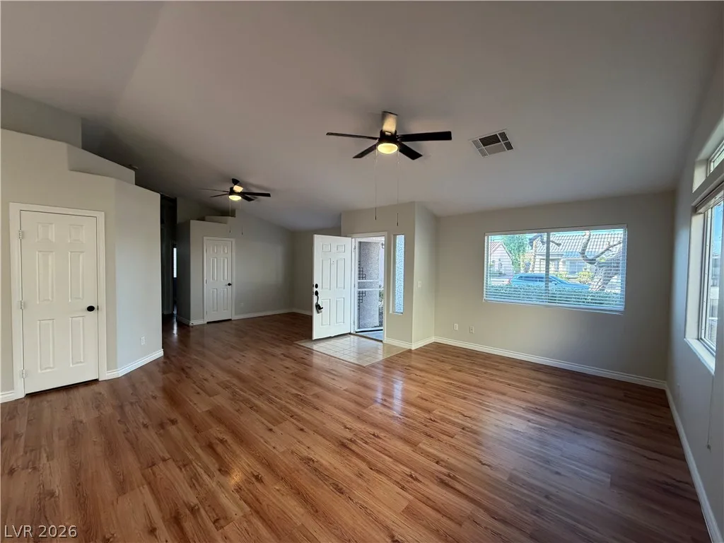 7616 Gosport Avenue — photo 3