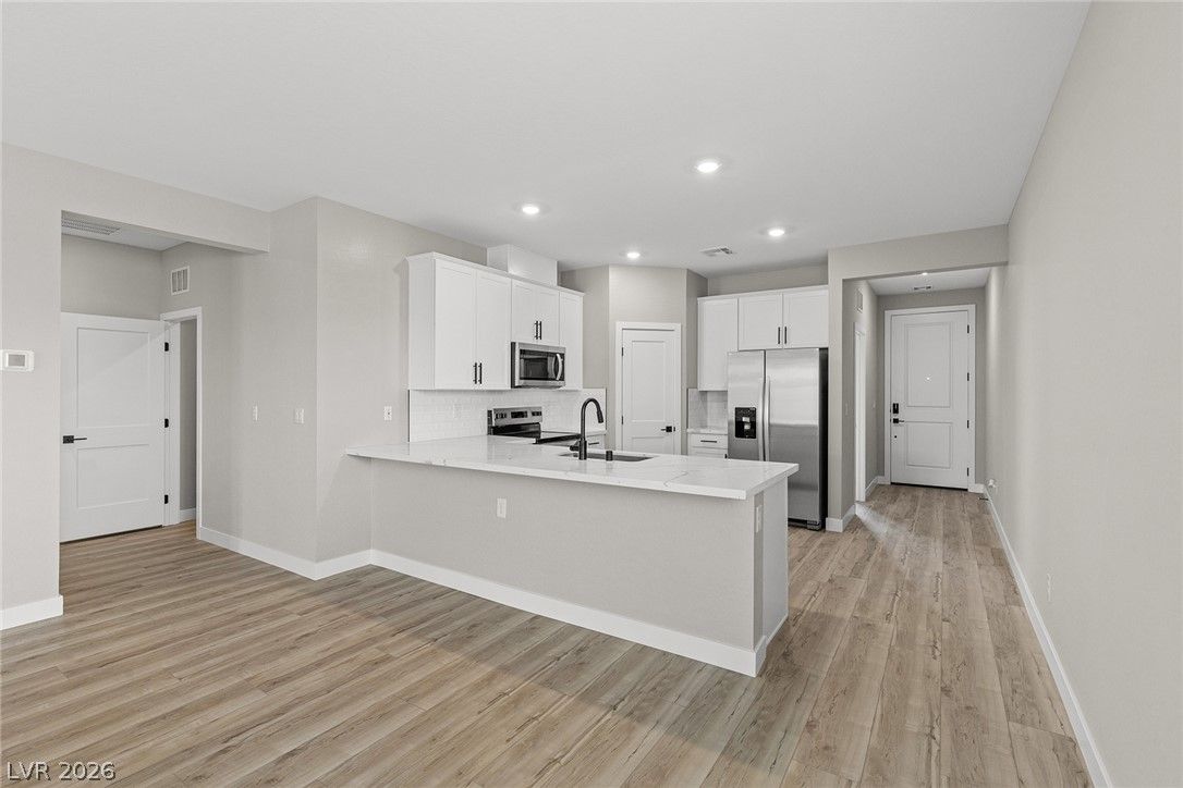 4516 Cave Lake Avenue — photo 3 of 8