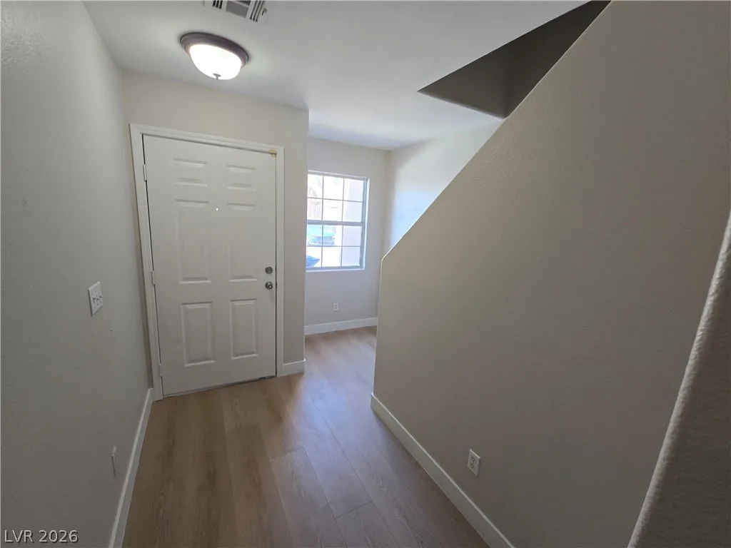 1920 Hodgenville Street 102 — photo 5