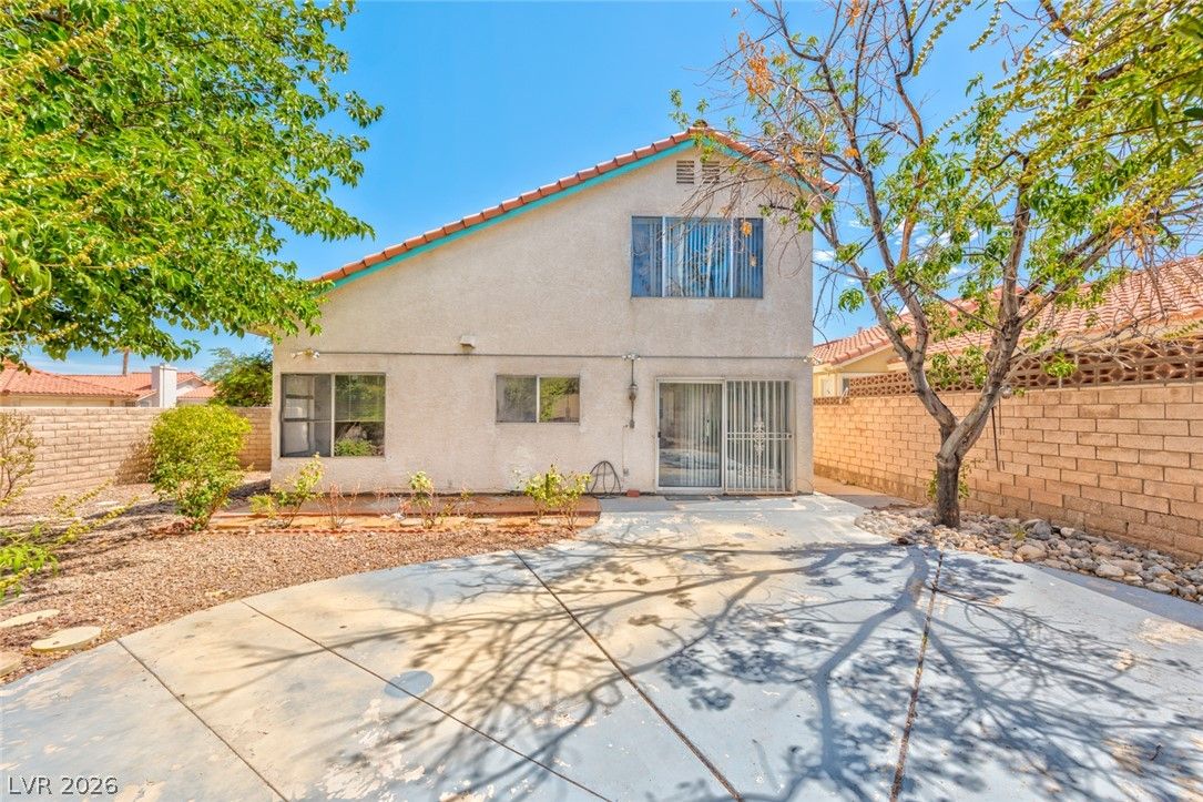 7686 Selby Court — photo 4 of 15