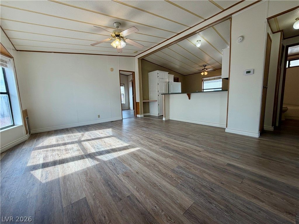 230 Shoshone Lane — photo 3 of 15