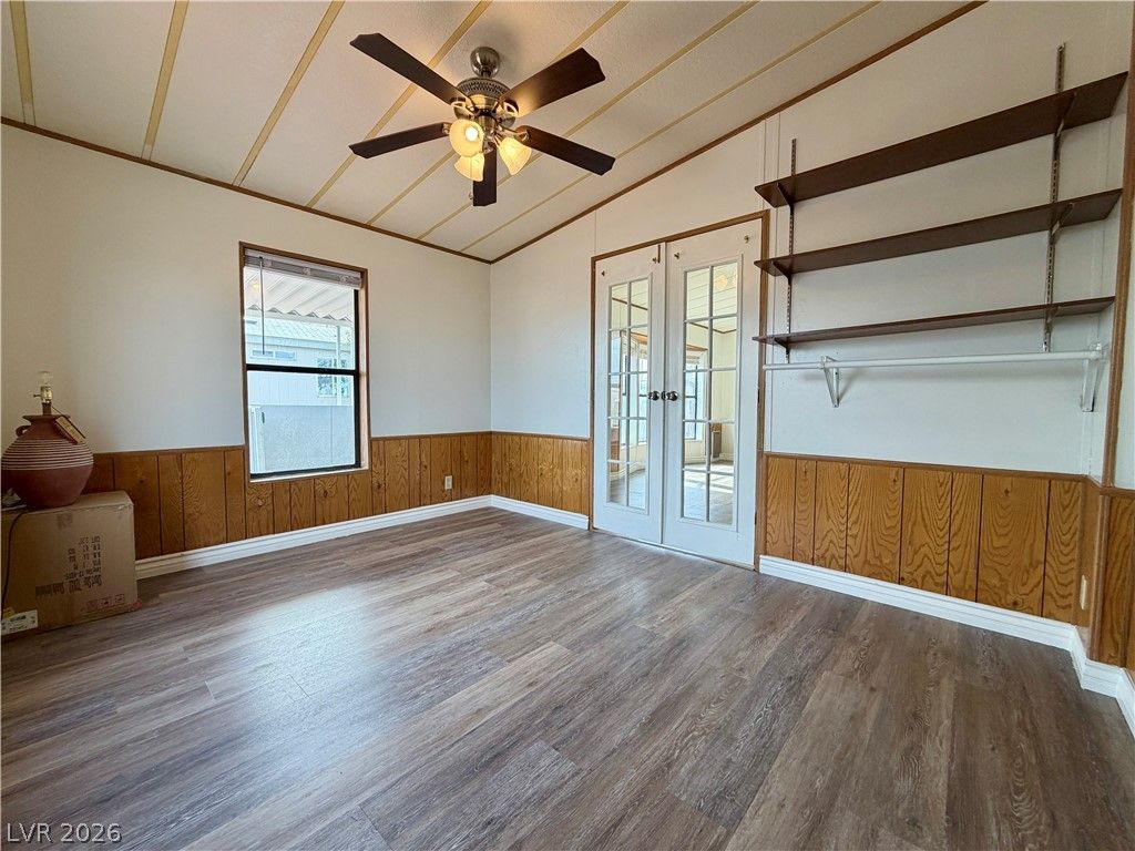 230 Shoshone Lane — photo 5 of 15