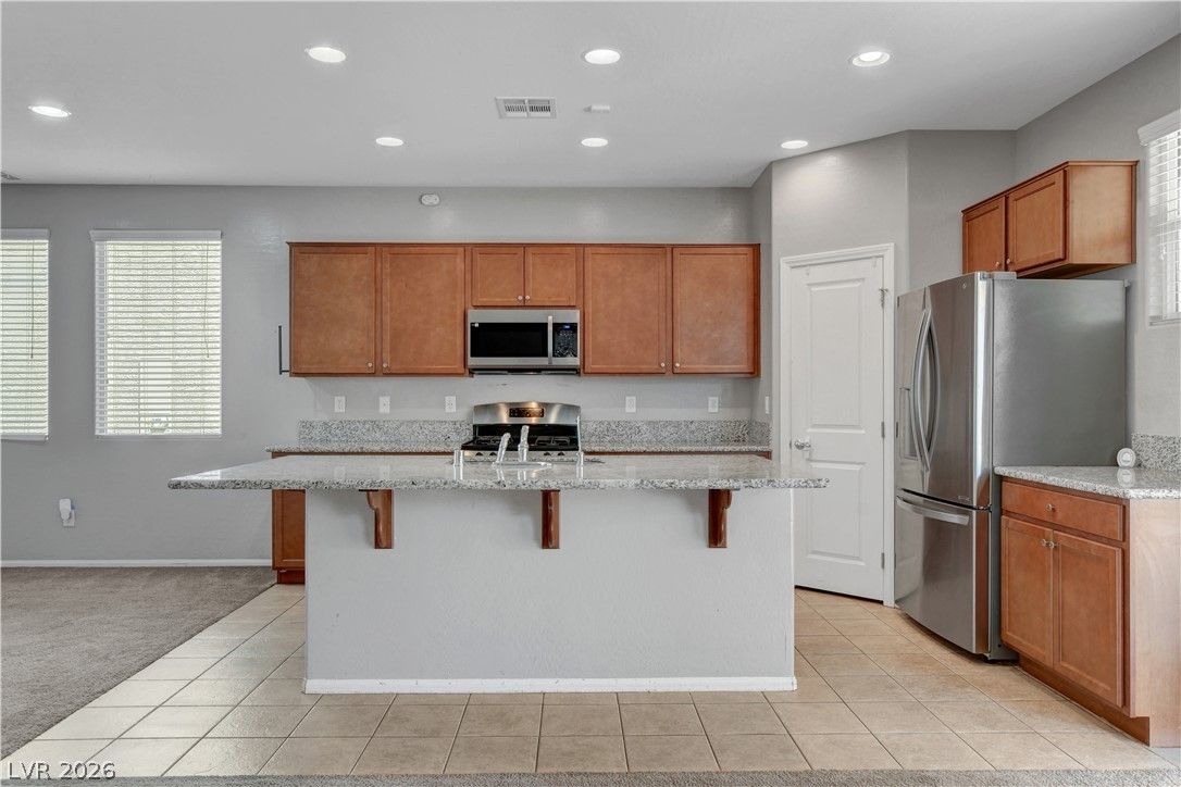 2107 Saybrook Avenue — photo 5