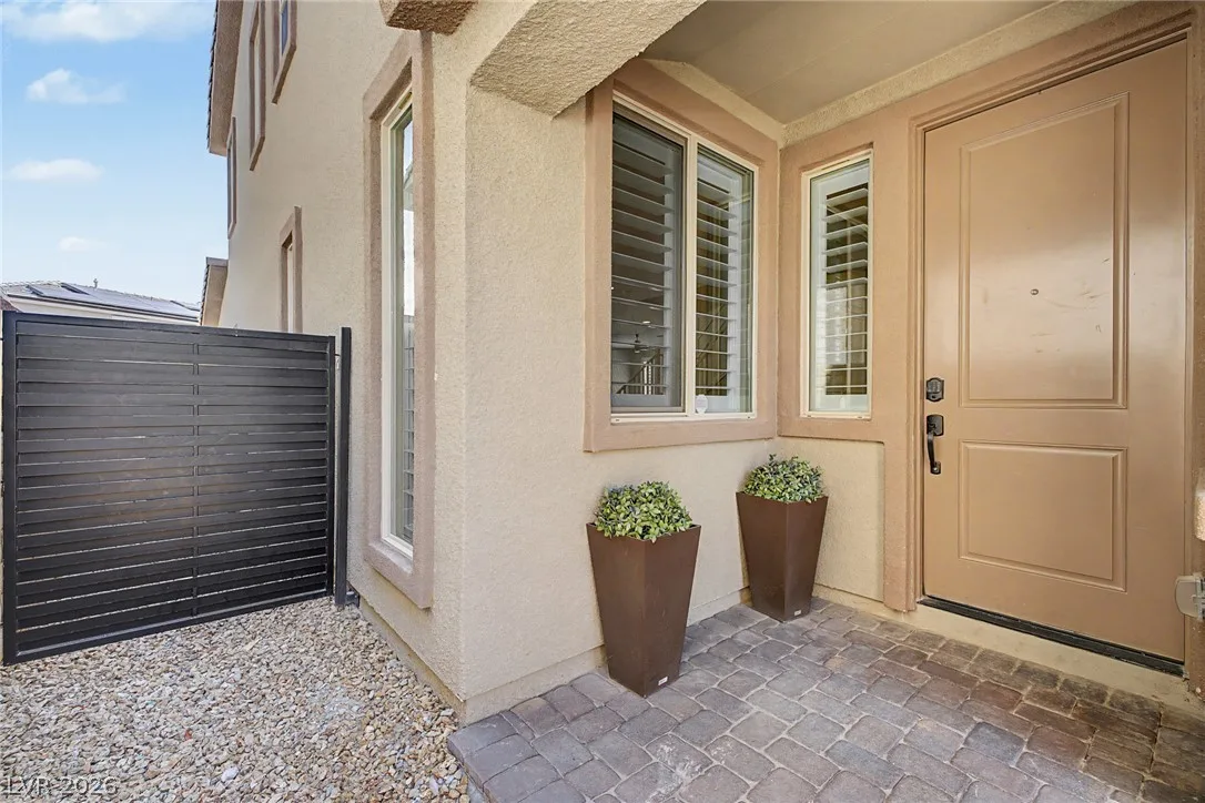 2568 Iron Crest Lane — photo 3