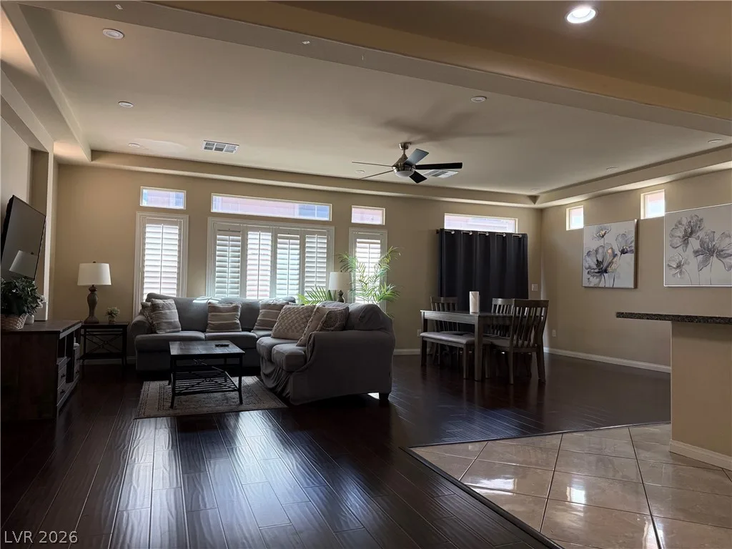6073 Crown Palms Avenue — photo 4