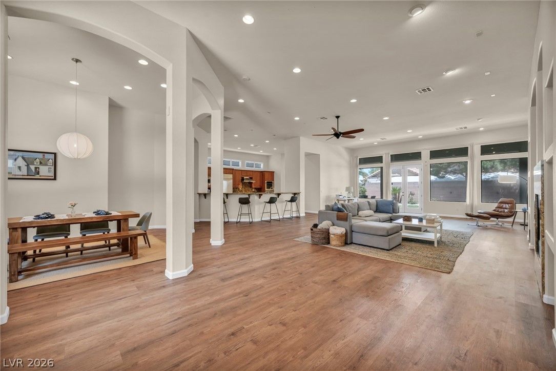 4528 Velvet Crest Lane — photo 2 of 21