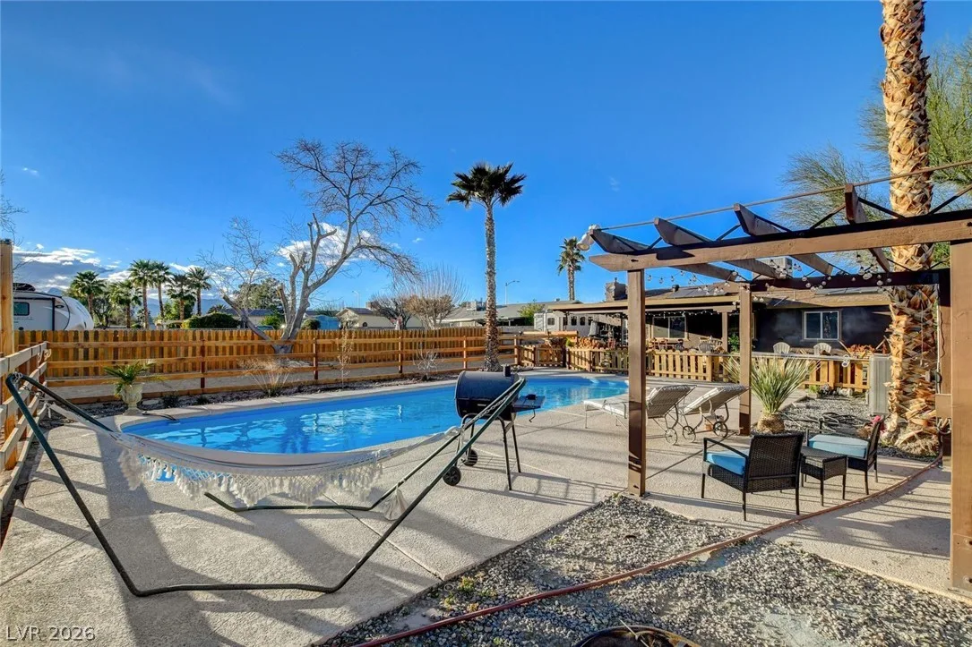 5305 Patricia Avenue — photo 4