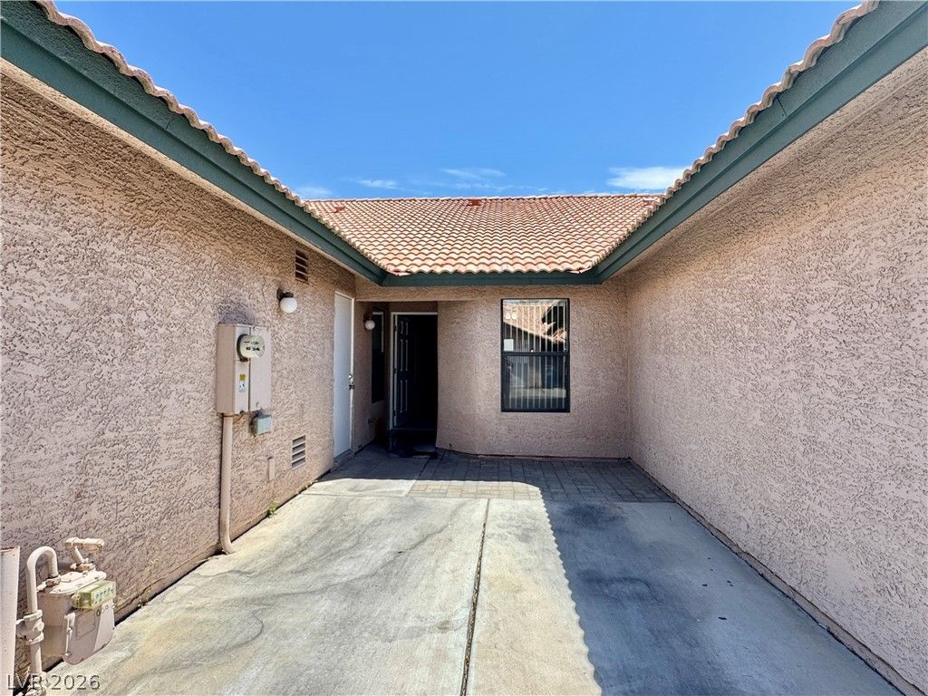 304 Crosswind Way — photo 2