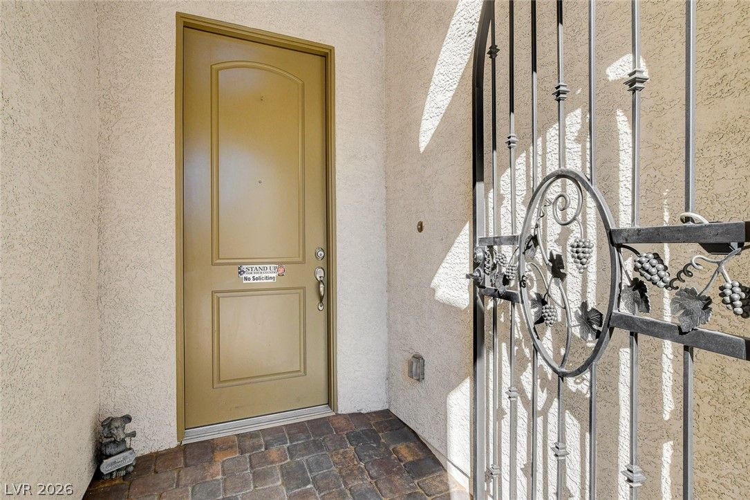 9730 Ponderosa Skye Court — photo 4