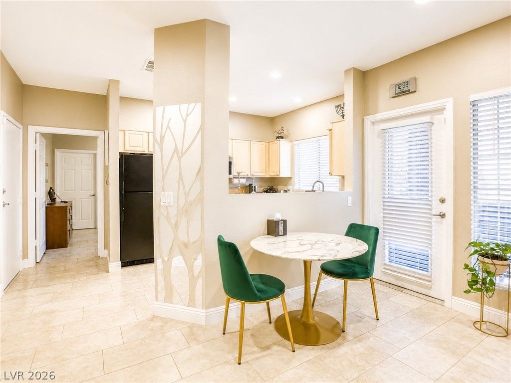 5250 South Rainbow Boulevard 2032 — photo 5