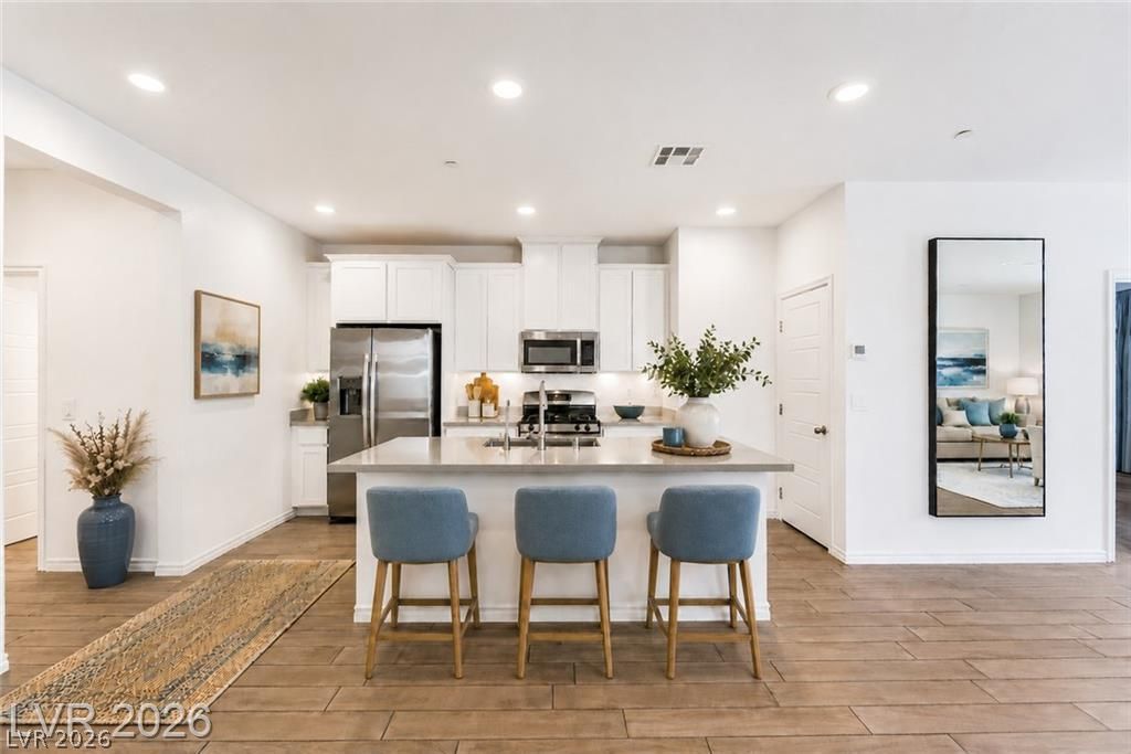 9458 Noble Fir Ridge Avenue — photo 4