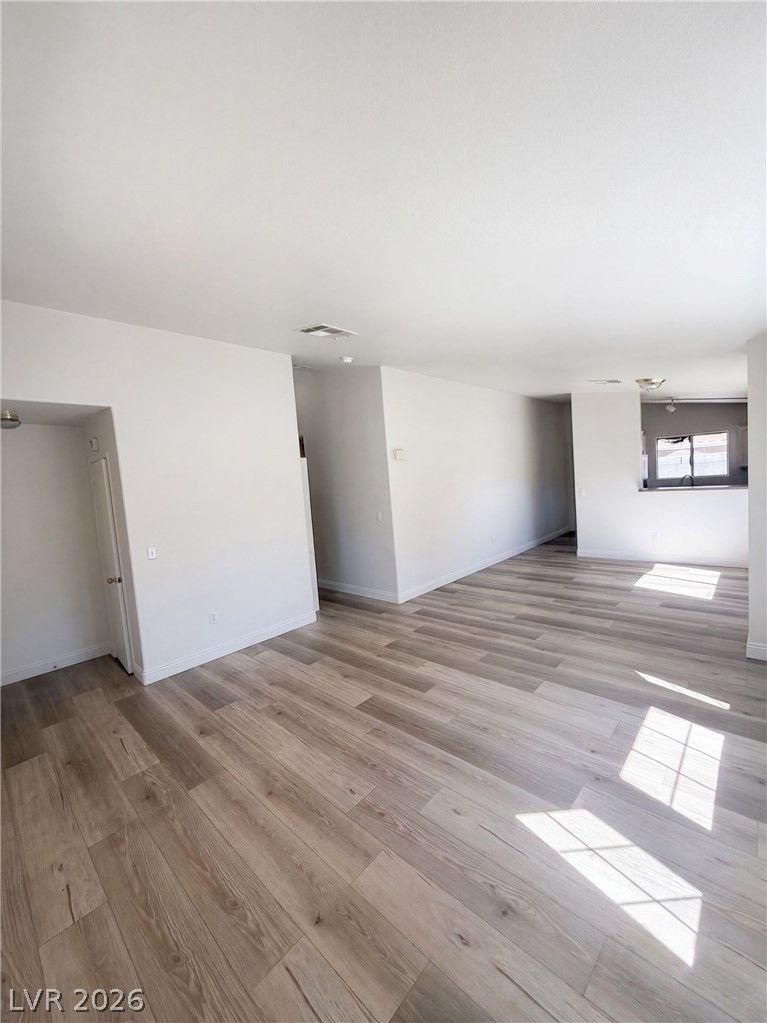 5222 Jewel Canyon Drive — photo 3 of 32