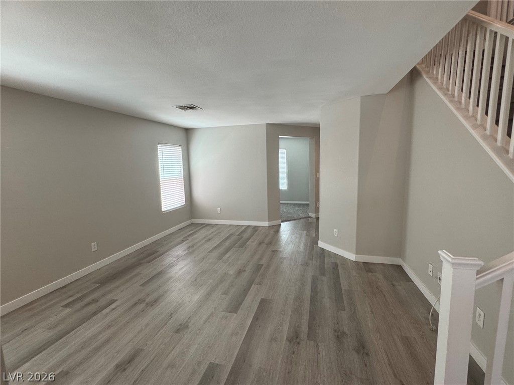 676 Magrath Street — photo 5 of 30