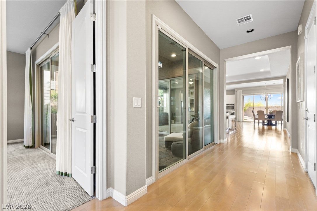 240 Castellari Drive — photo 5