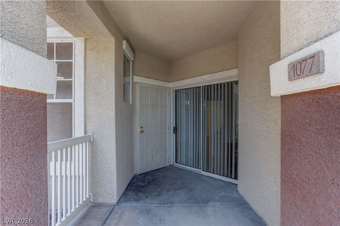 5855 Valley Drive 1077 — photo 2