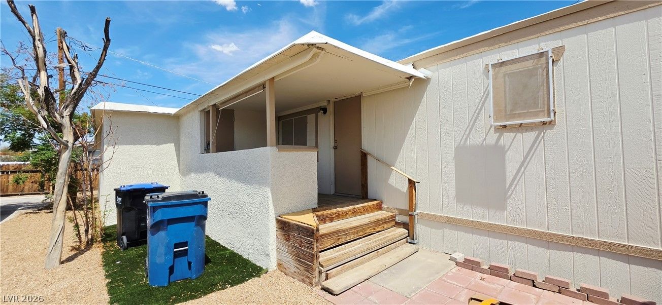 183 Mojave Lane — photo 2 of 27
