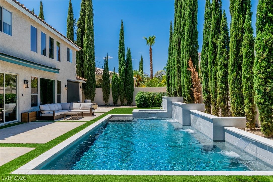 7920 Castellon Court — photo 2